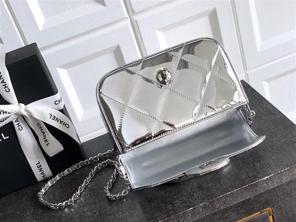 2026131222437230 700